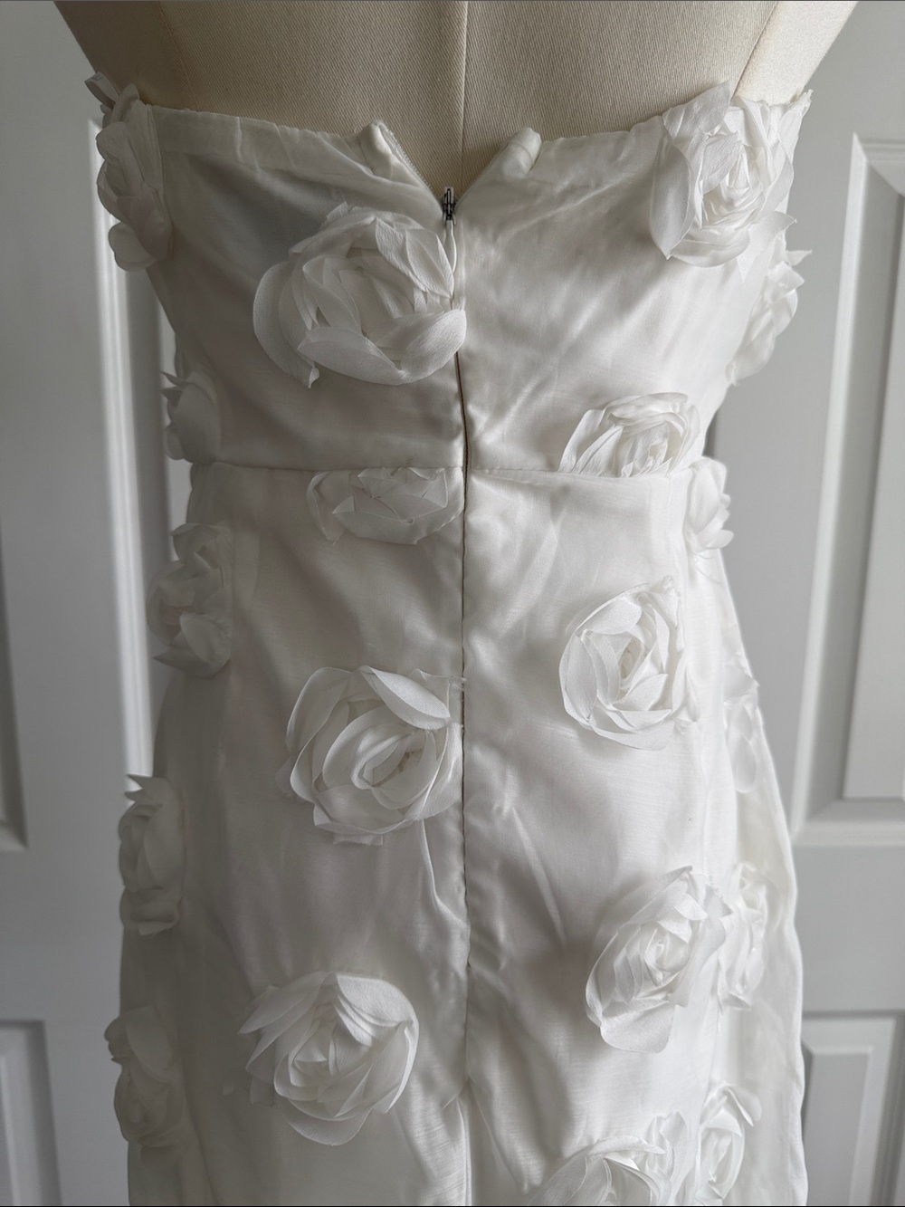 Lulus White Posh Appearance 3D Floral Appliqué Sheer Strapless Midi Dress Size S - Picture 9 of 13